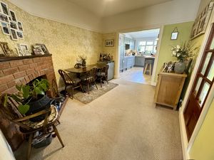 Dining Room- click for photo gallery